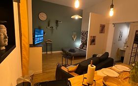 Charmant Appartement Climatise Aux Pieds De La Cite